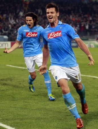 与青岛的策 与青岛的策